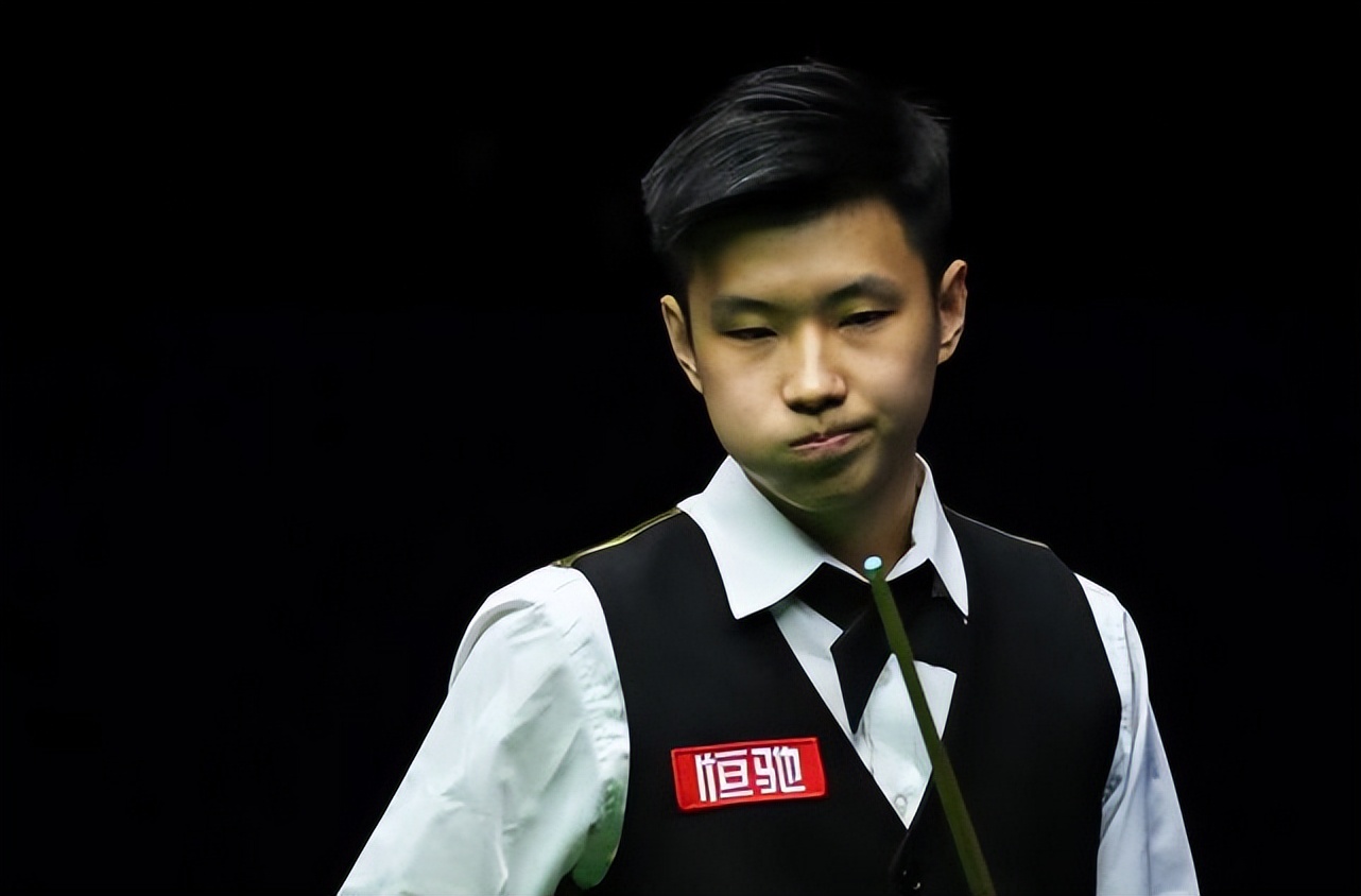 体育今日话题：本赛季贾诚作为队长与之前相比有哪些变化