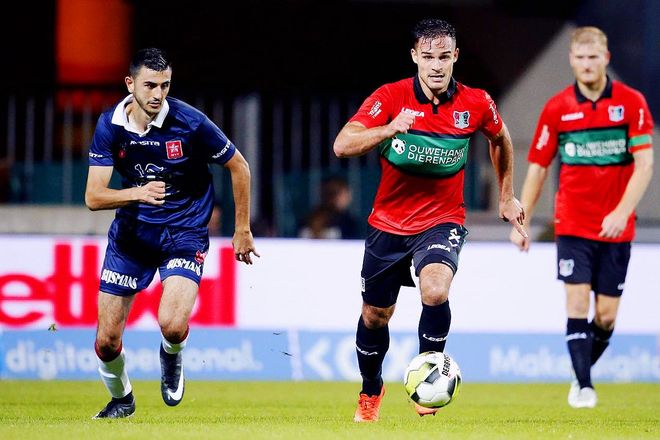 极端案例：解析“职业赌客的葬礼”——一个圈子内对风险一生追求的评价。（透视“职业赌客的葬礼”：圈内对终身逐险的审视）