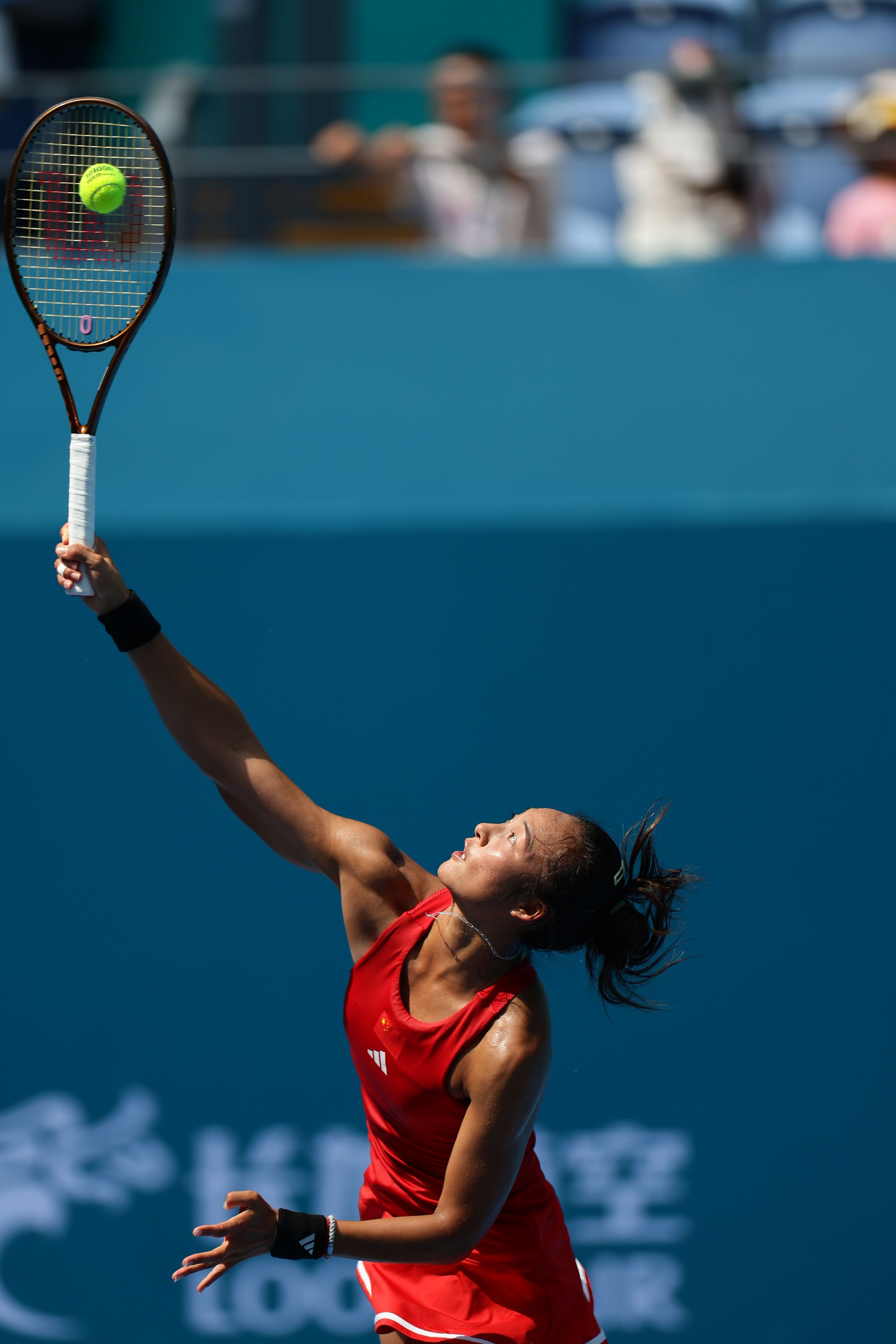 SYWJJ 的超级神剑魔斩杀四人， Darwin 的男枪表现惨淡， FunPlus Phoenix 横扫 Weibo Gaming